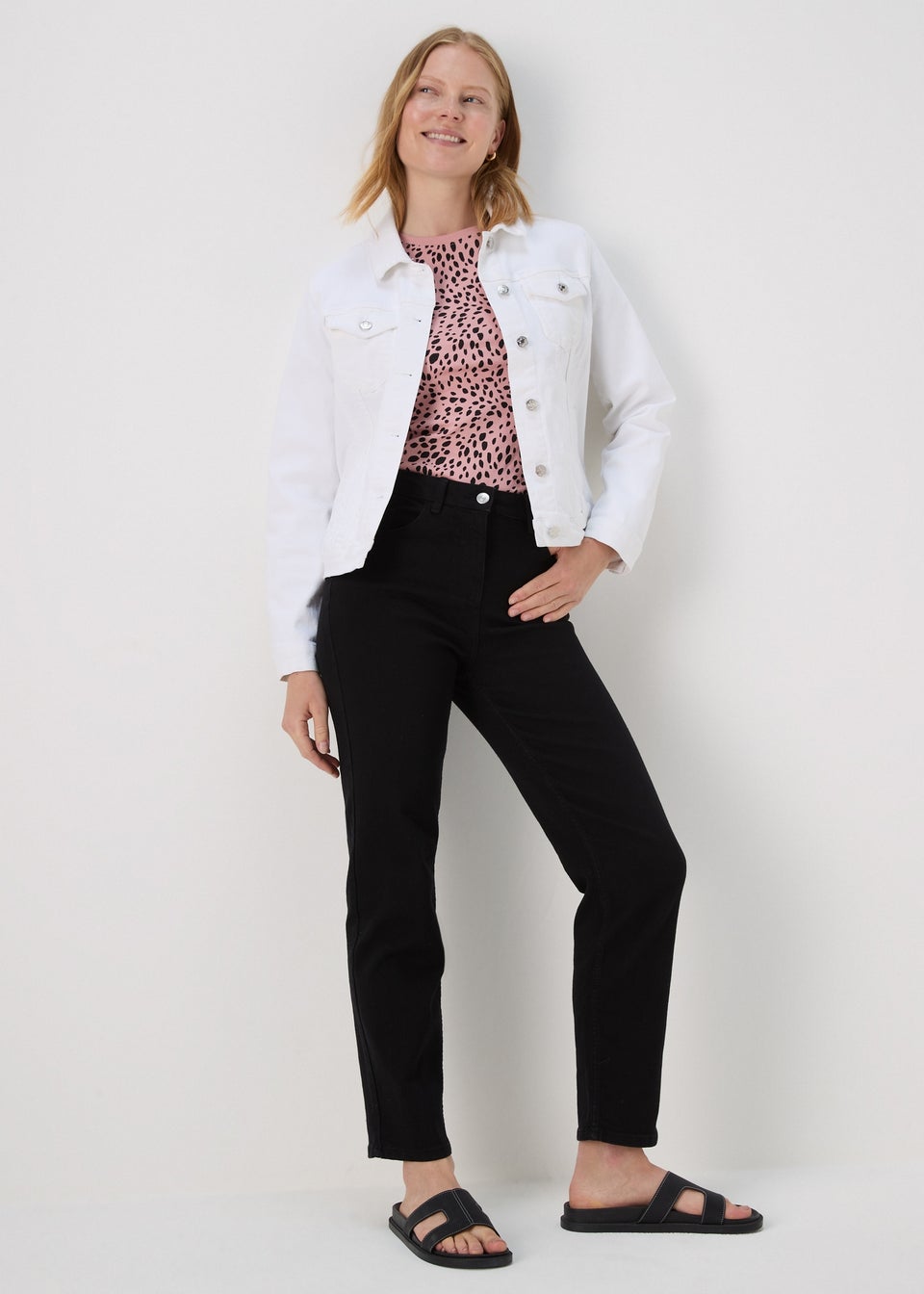 Pink t shirt with blazer top