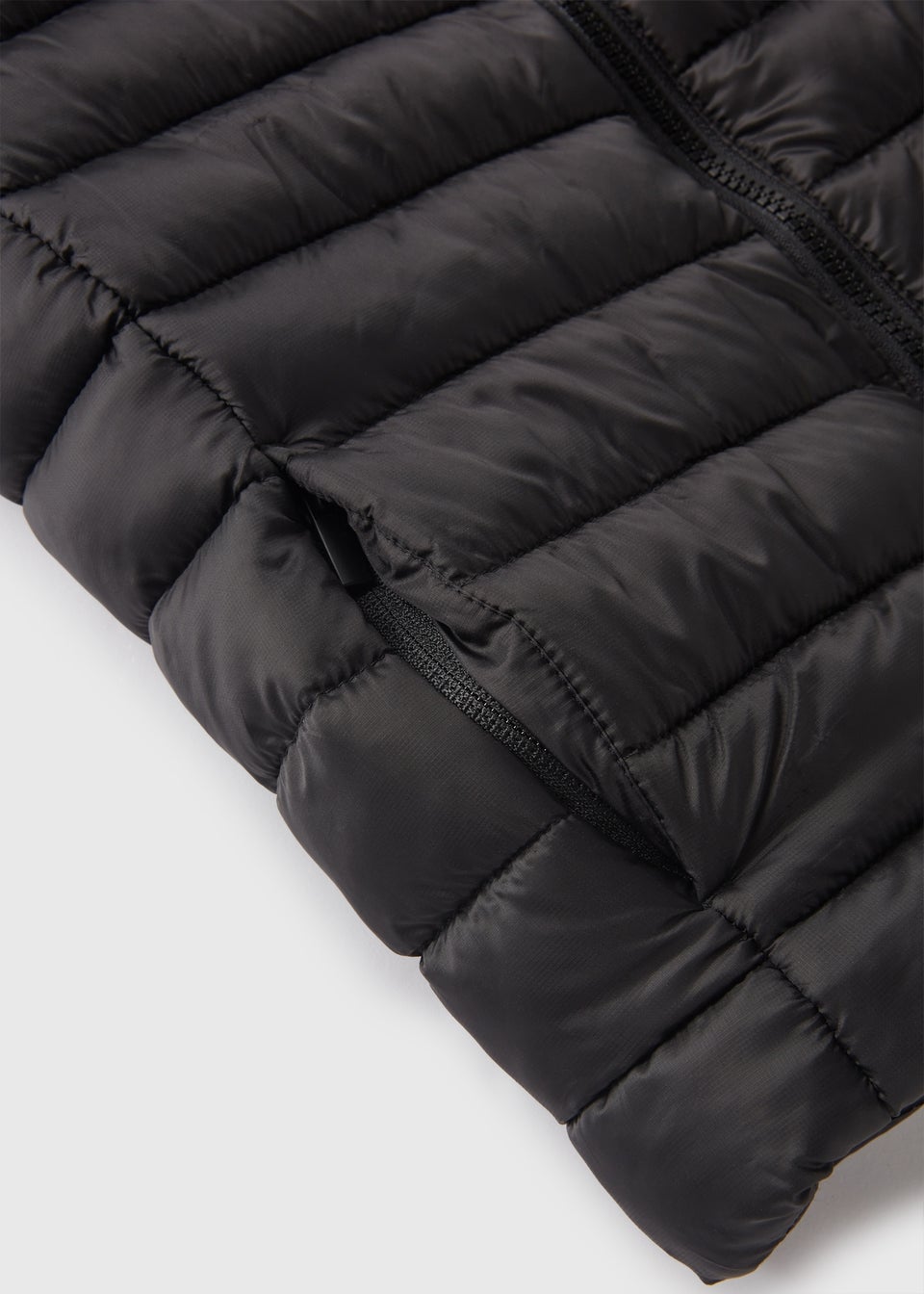 Boys Black Gilet (7-15yrs)