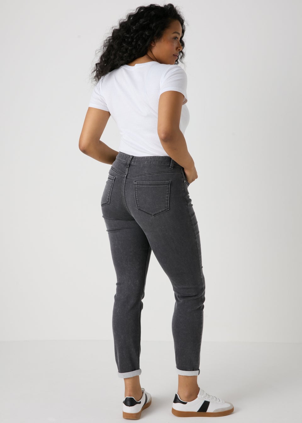 Jolie Grey Relaxed Skinny Jeans