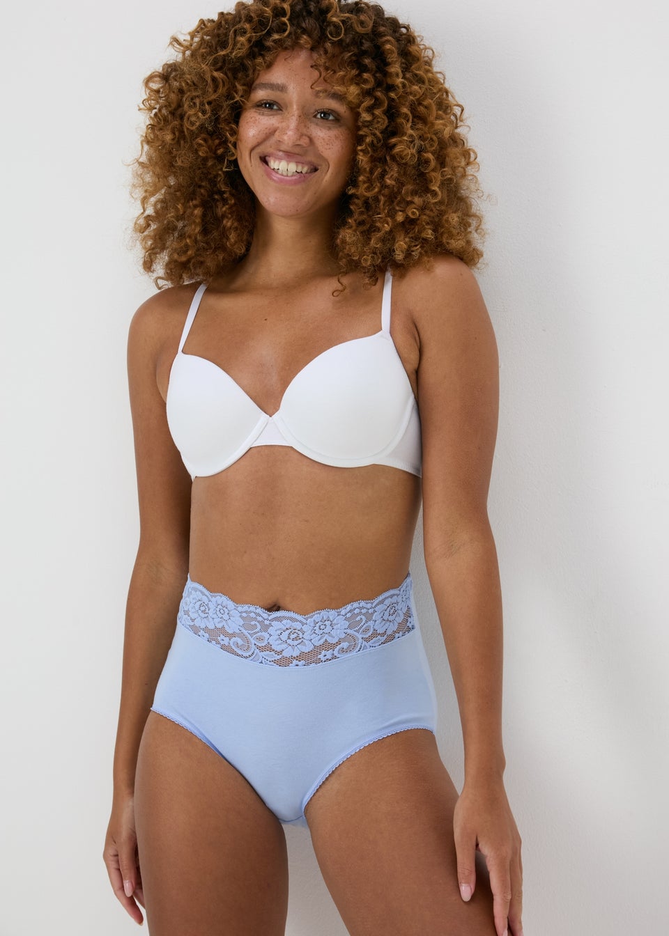 4 Pack Multicoloured Lace Trim Full Knickers