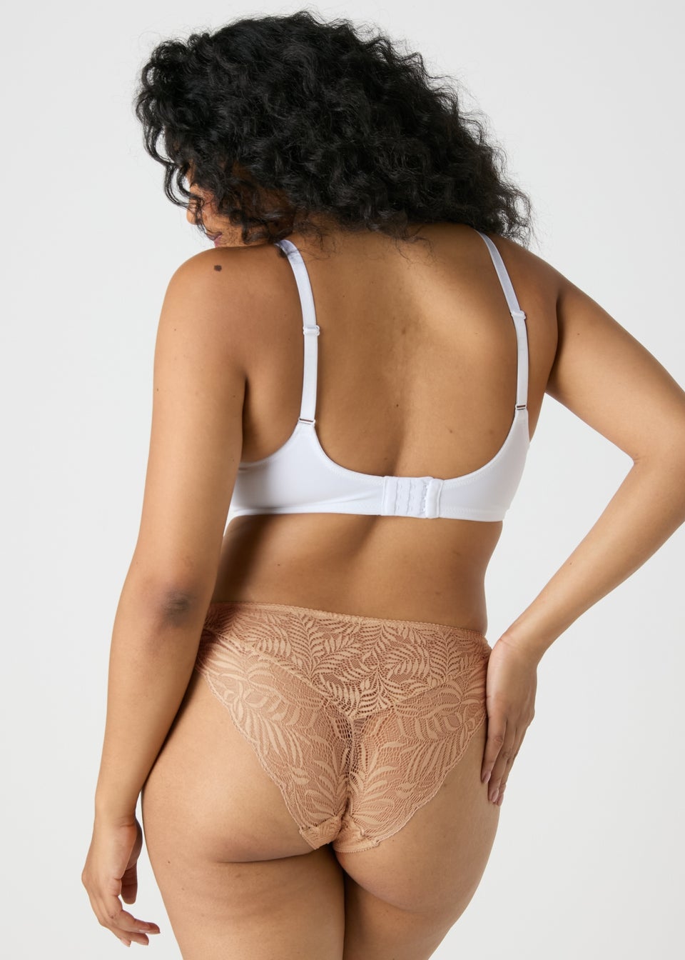 3 Pack Nude Lace High Leg Knickers