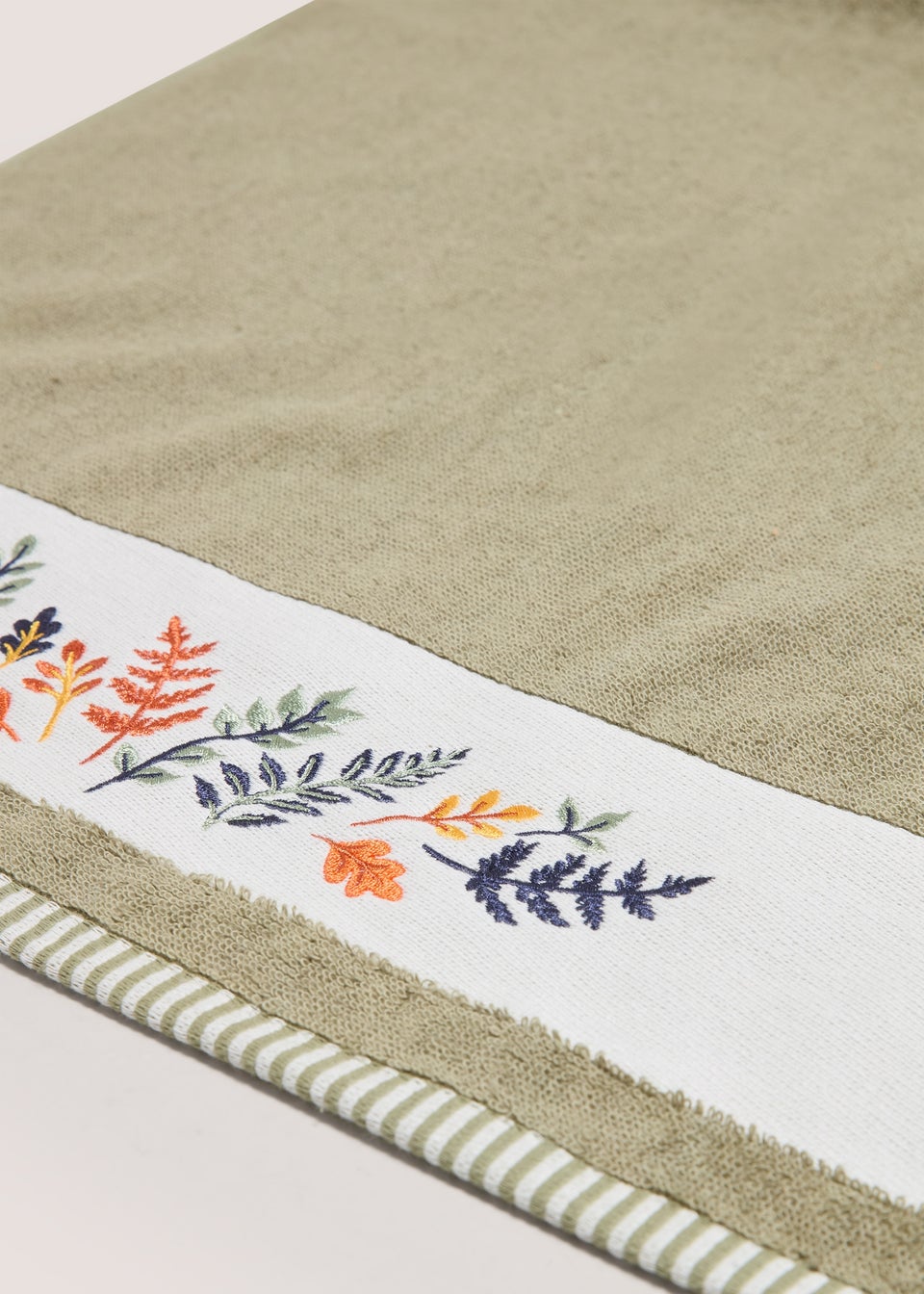 Leaf hand towel hot sale