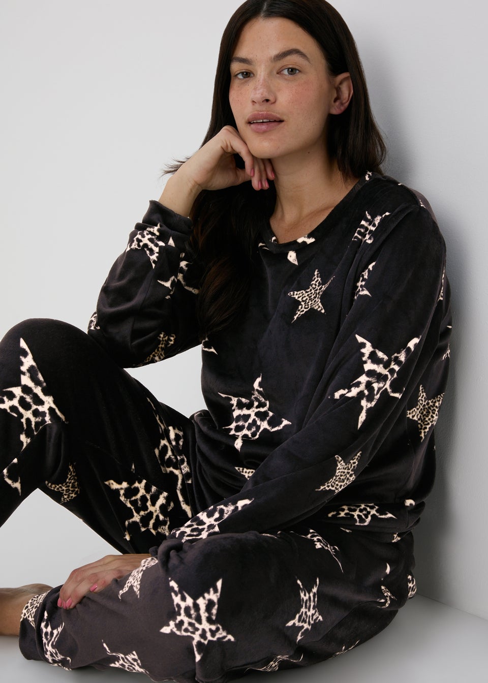 Black Star Print Lounge Set Matalan