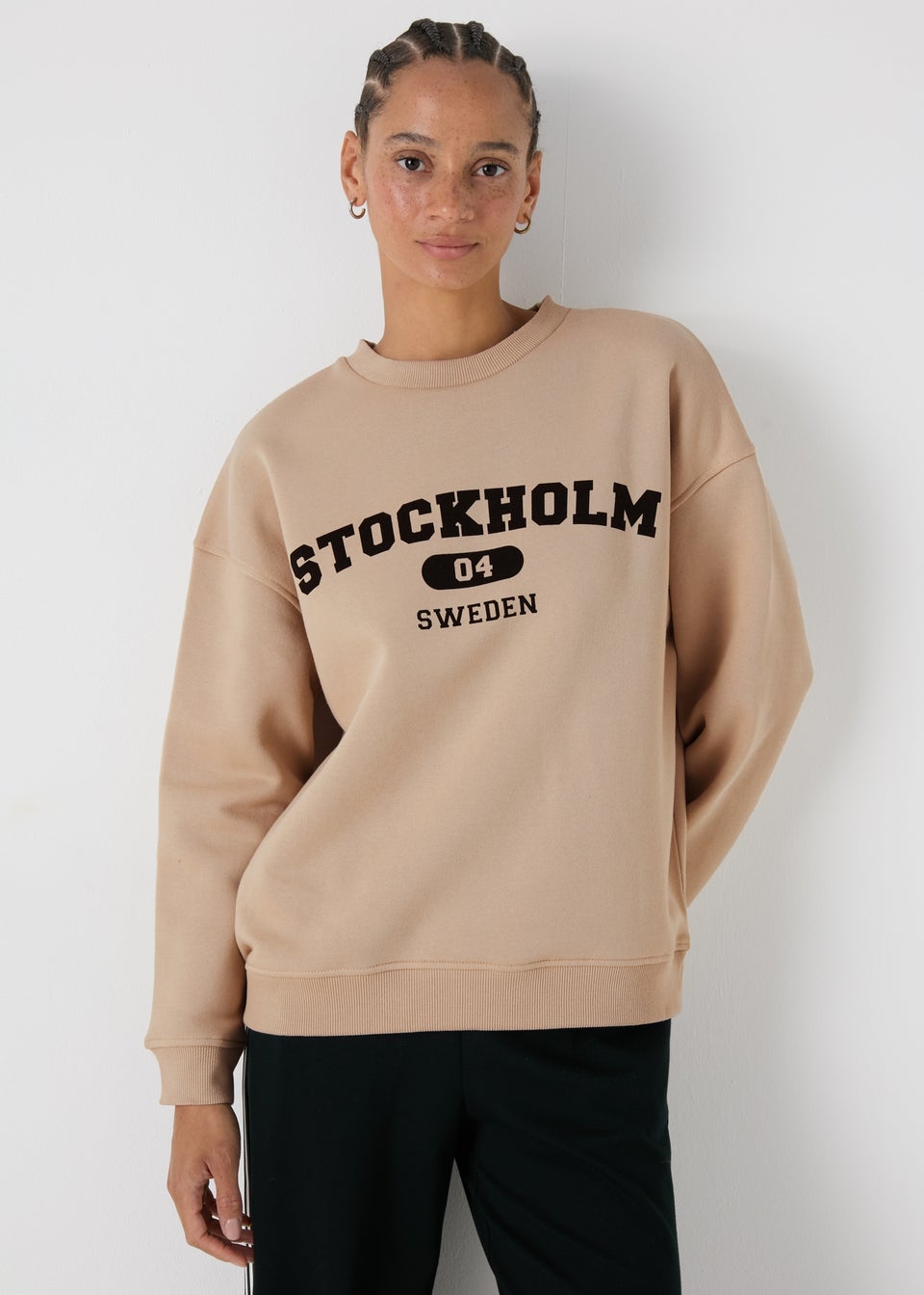 Places to get sweatshirts near me outlet