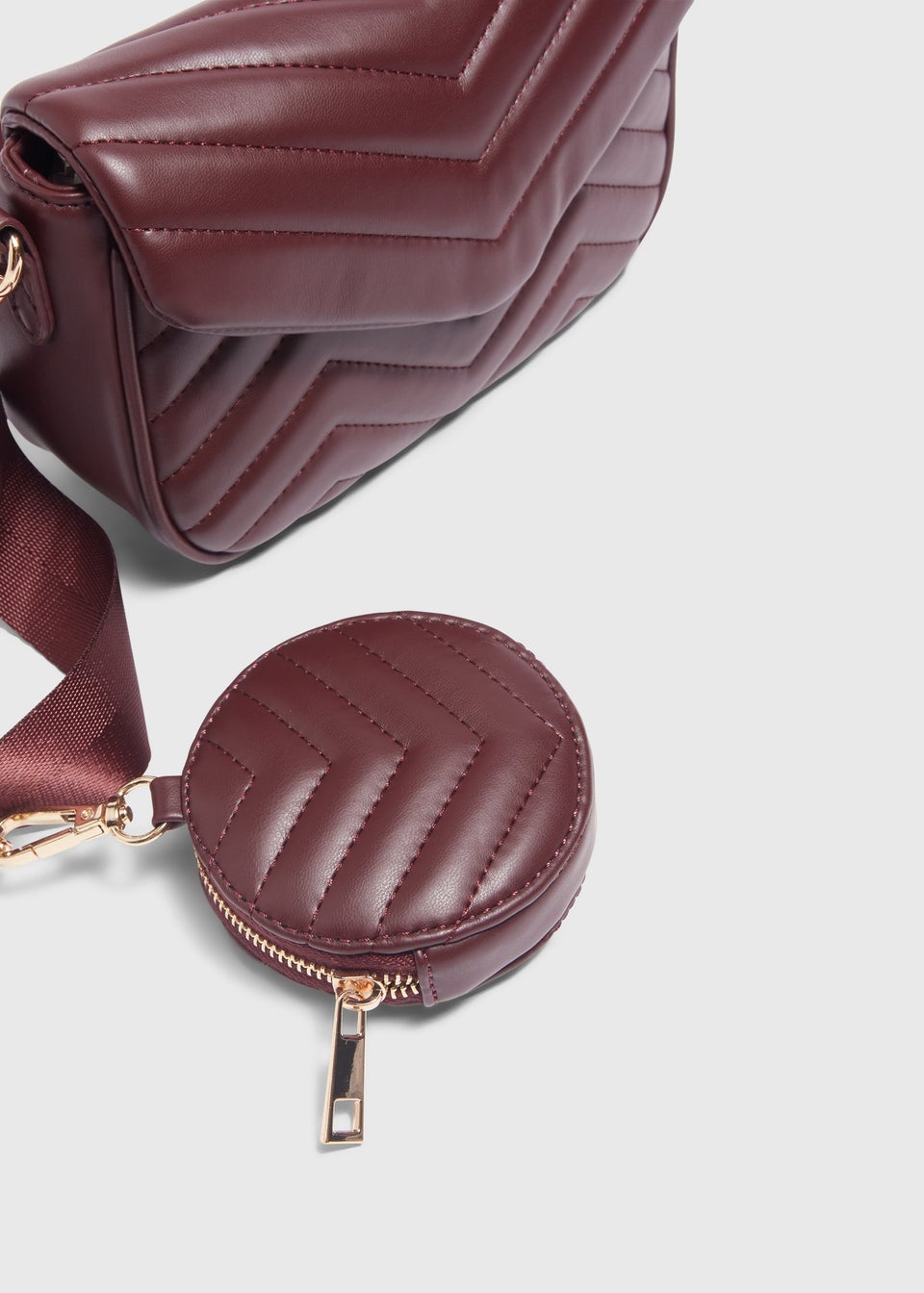 Burgundy quilted bag best sale