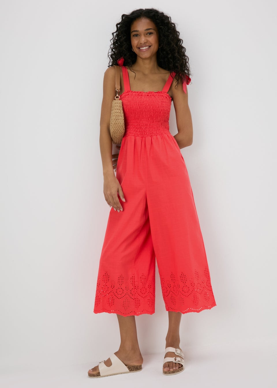 Summer dresses and jumpsuits outlet
