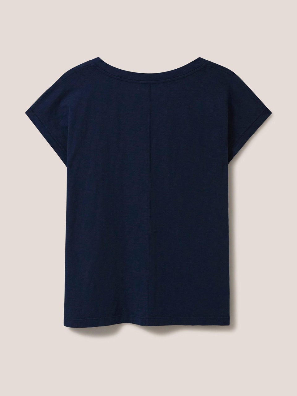 Nelly T-Shirt mit Keilausschnitt