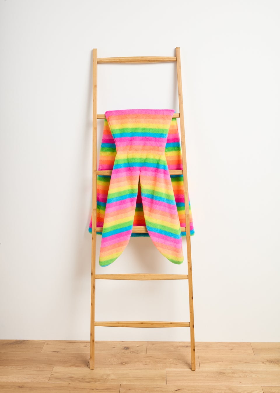 Multicoloured Blanket Tail Matalan