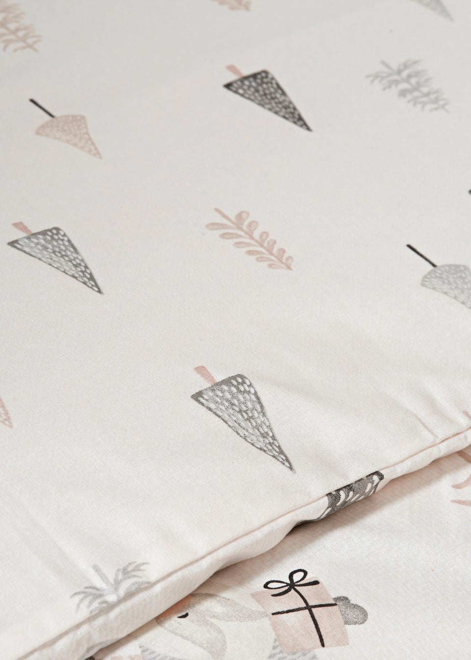Wondrous Christmas Grey Gonk Duvet Set
