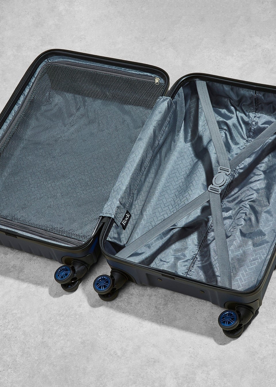 Rock Santiago Suitcase Black