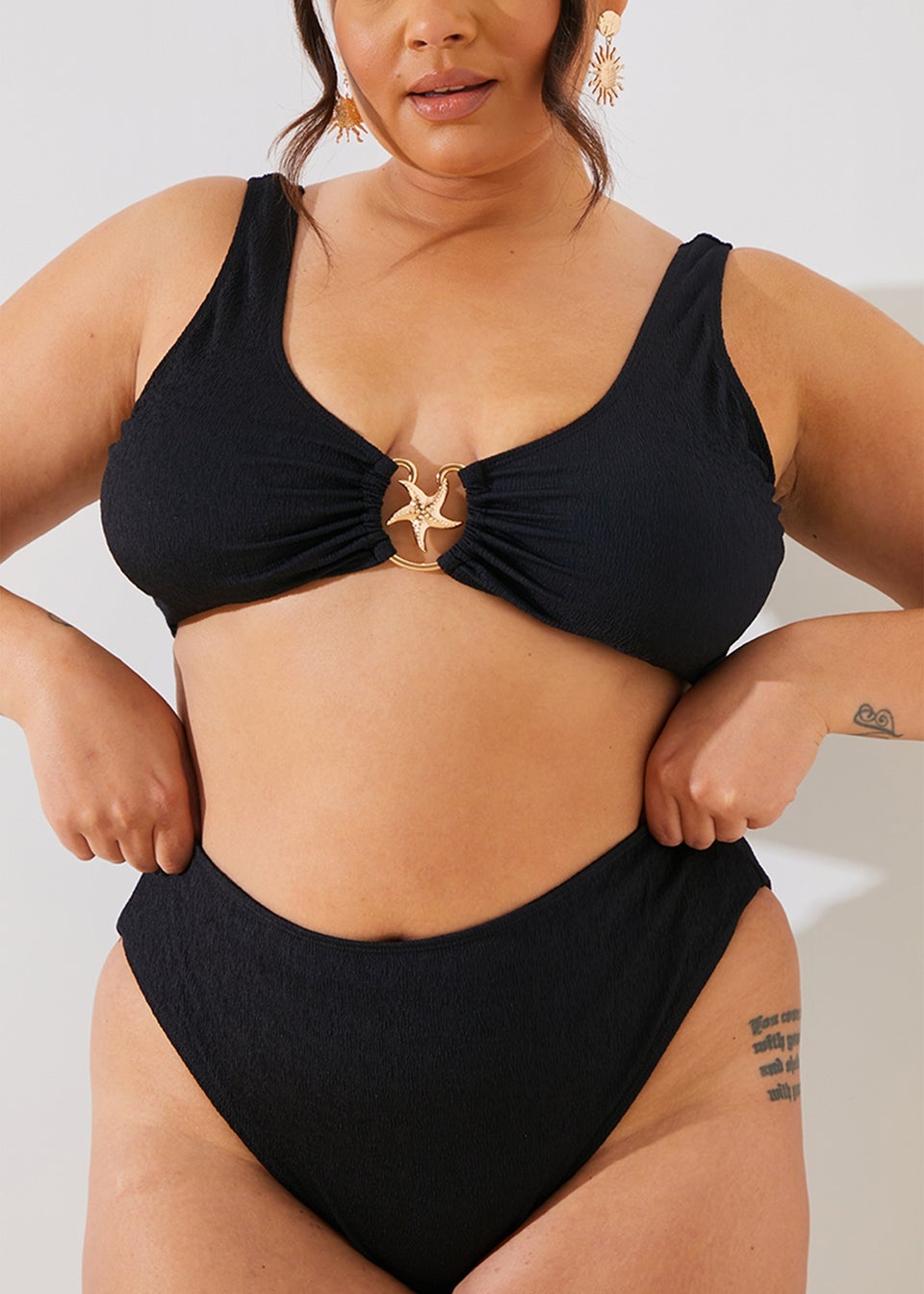 In The Style Perrie Sian Black Bikini Top