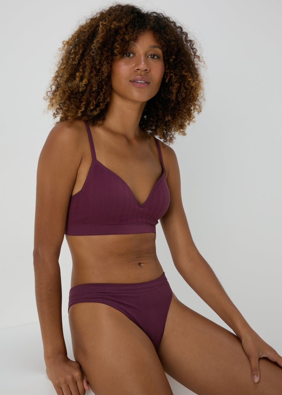 2 Pack Burgundy Seamless Moulded Bras