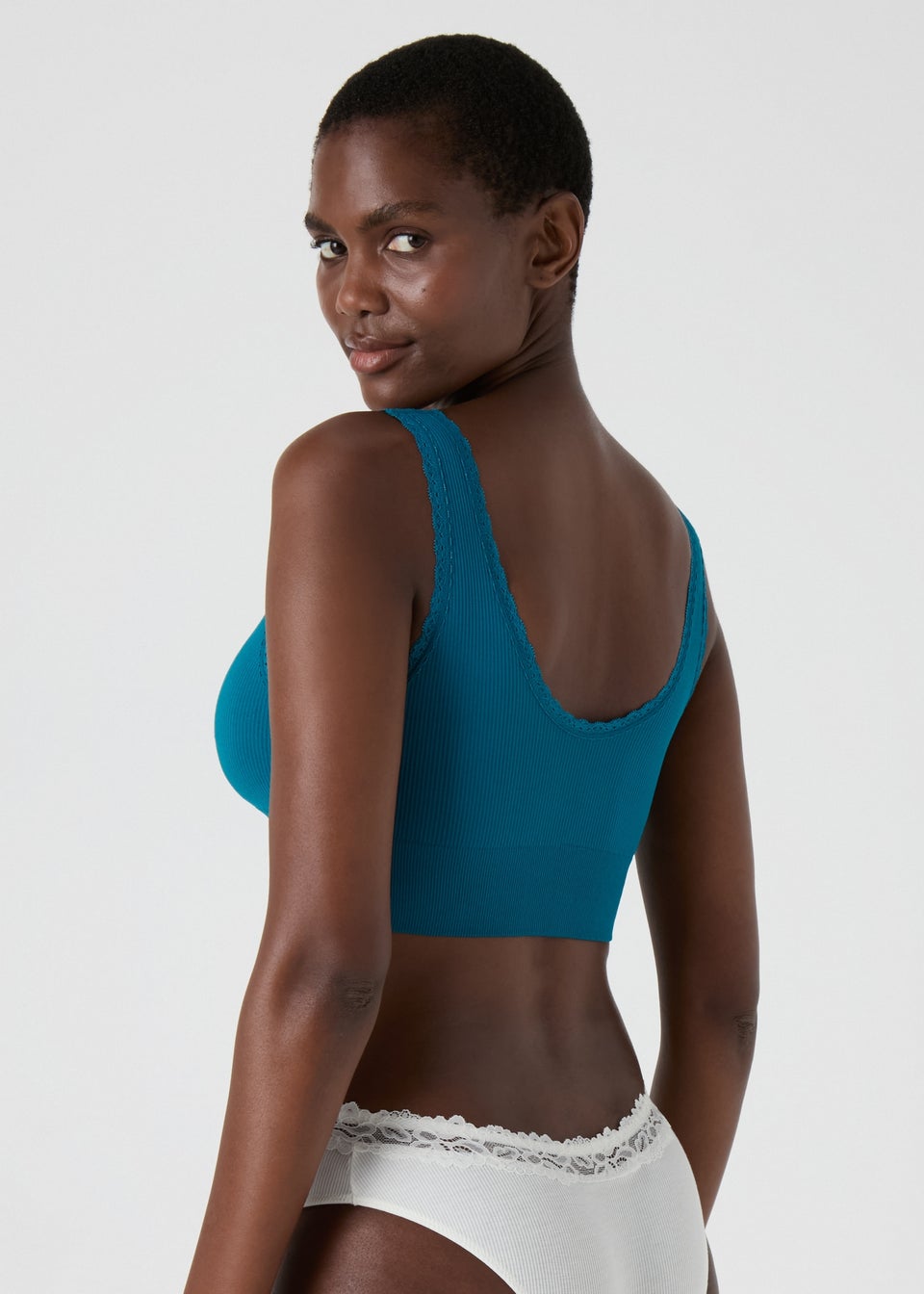 Seamless crop top bra discount