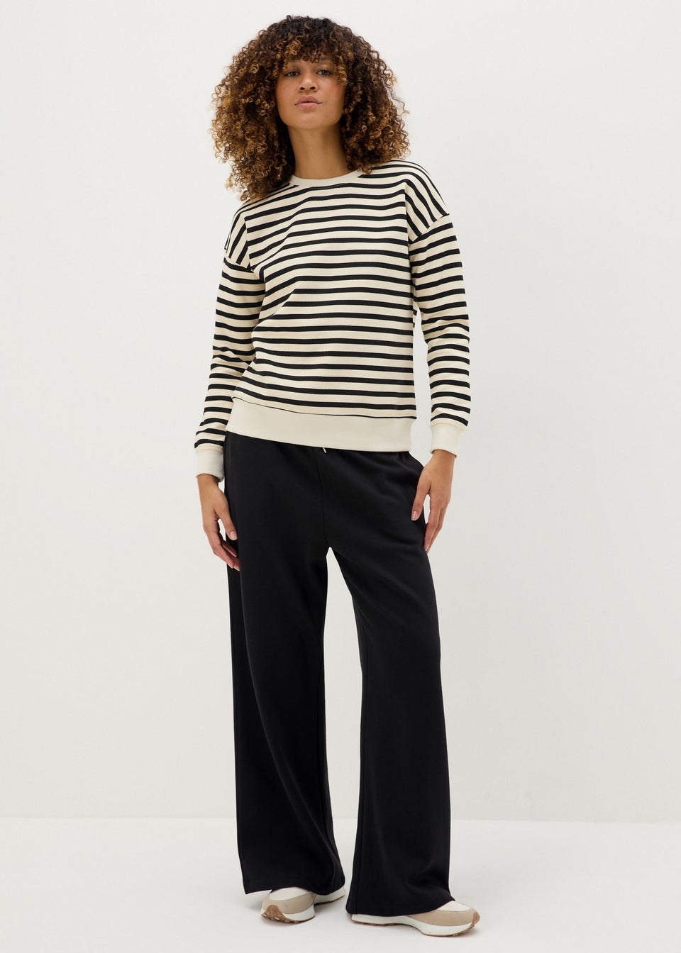 Black Wide Leg Jogging Bottoms Matalan