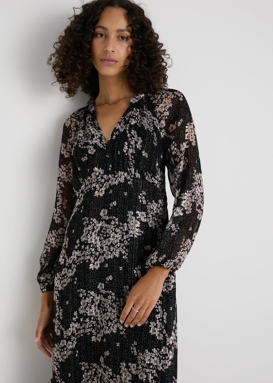 Et Vous Black Ditsy Floral Midaxi Dress