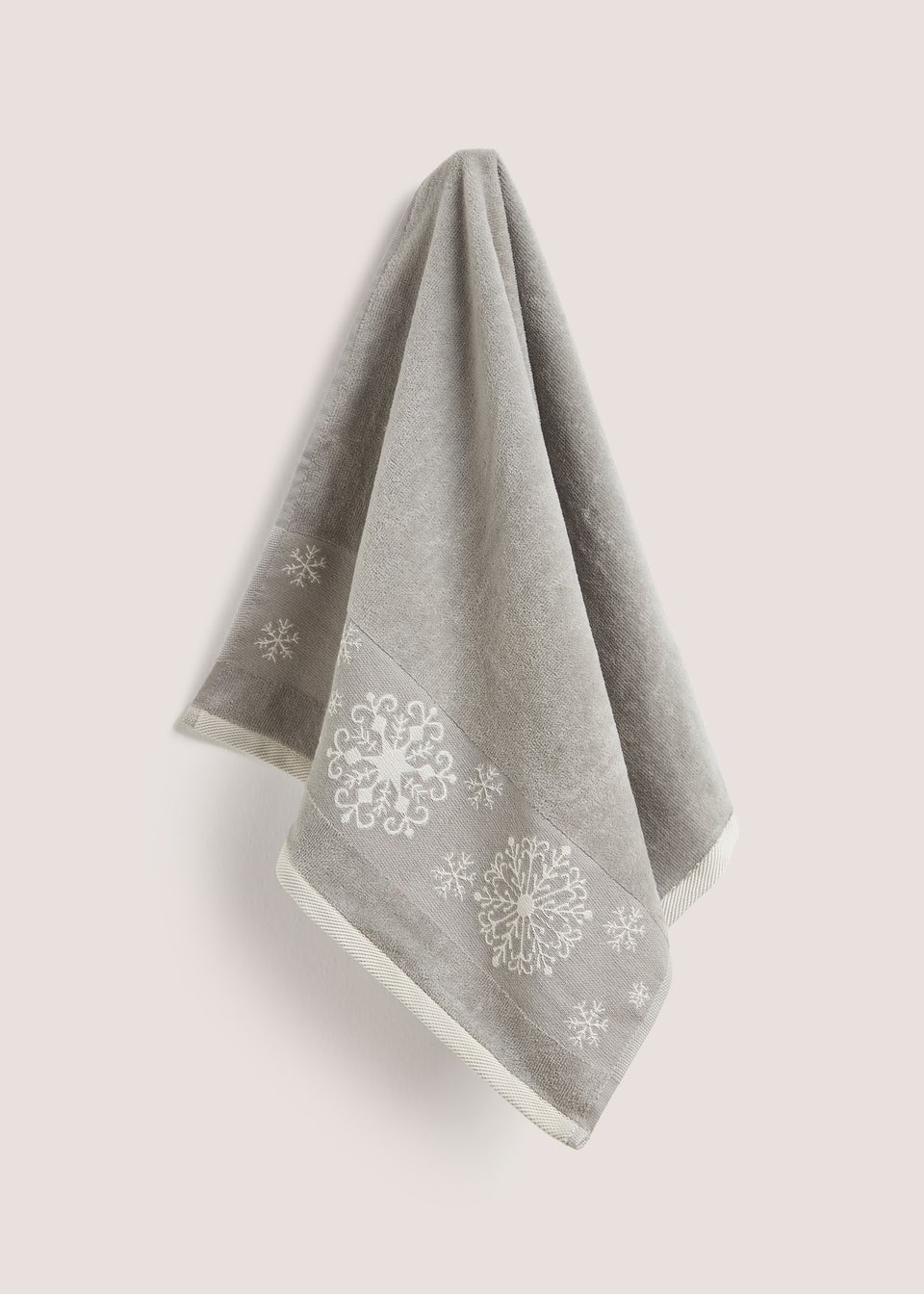 Snowflake hand towels hotsell