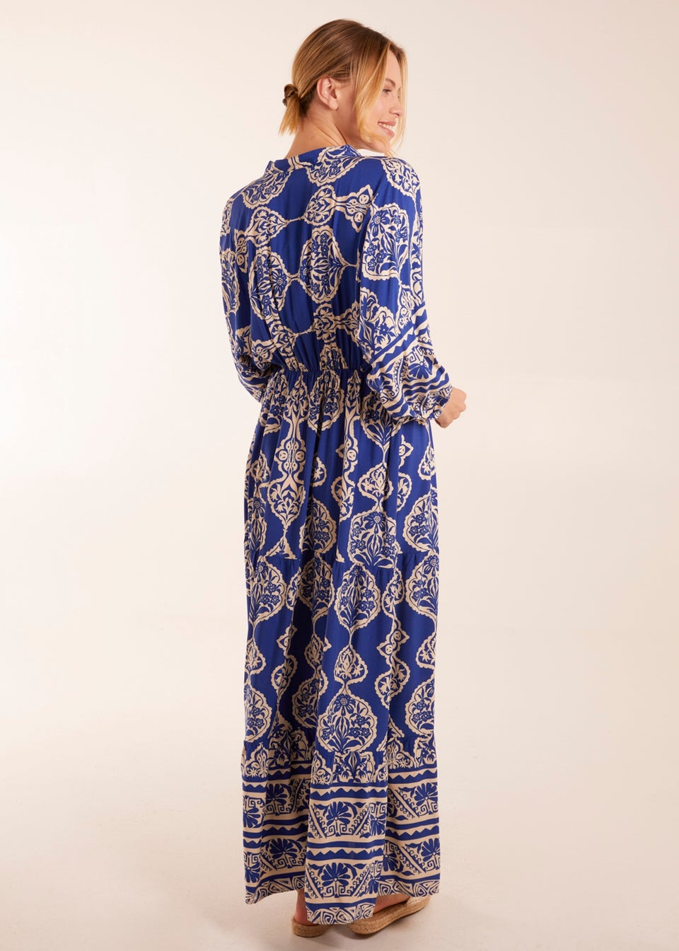Blue Vanilla Blue Abstract V-Neck Tiered Maxi Dress