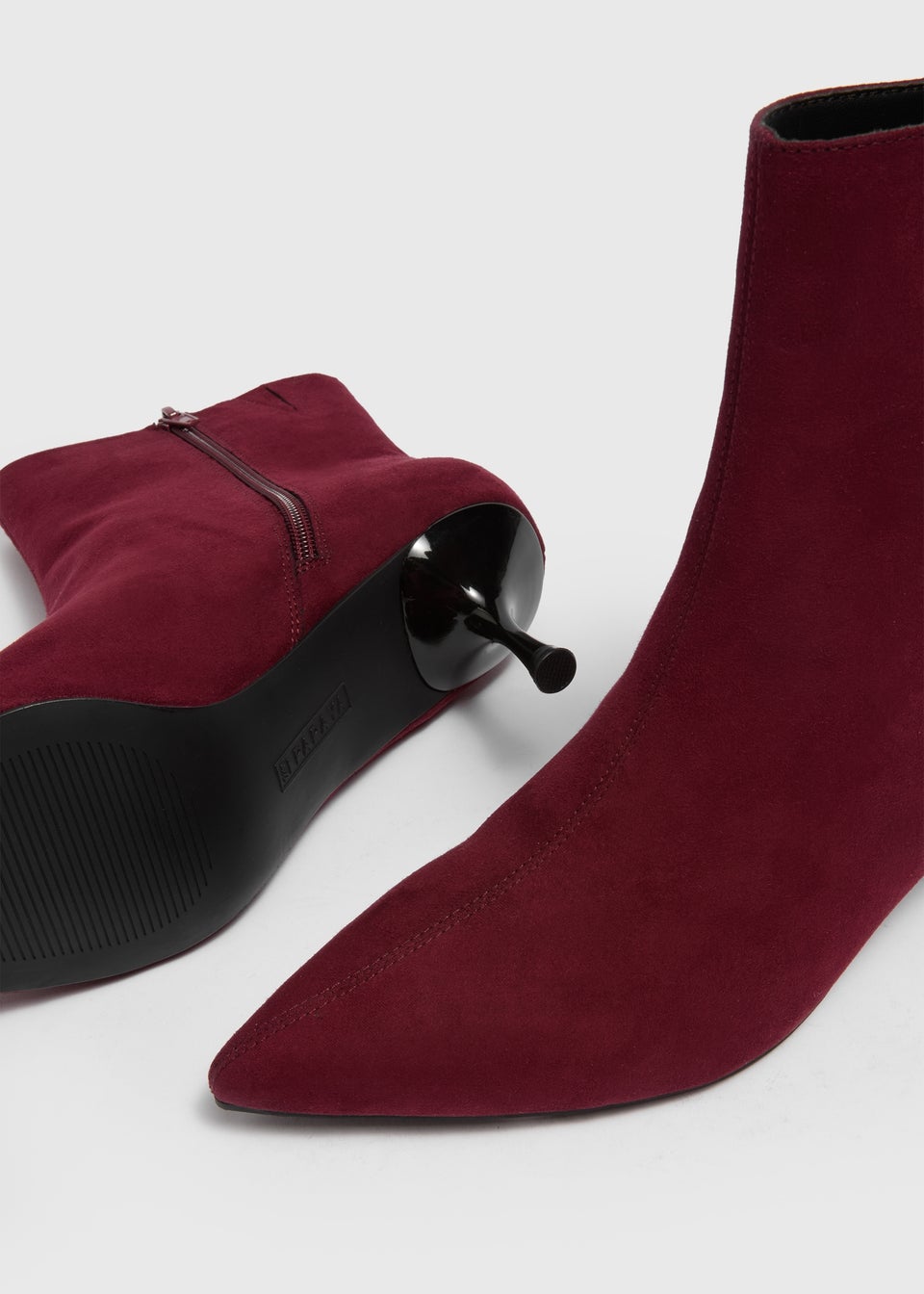 Burgundy Point Low Heel Boots