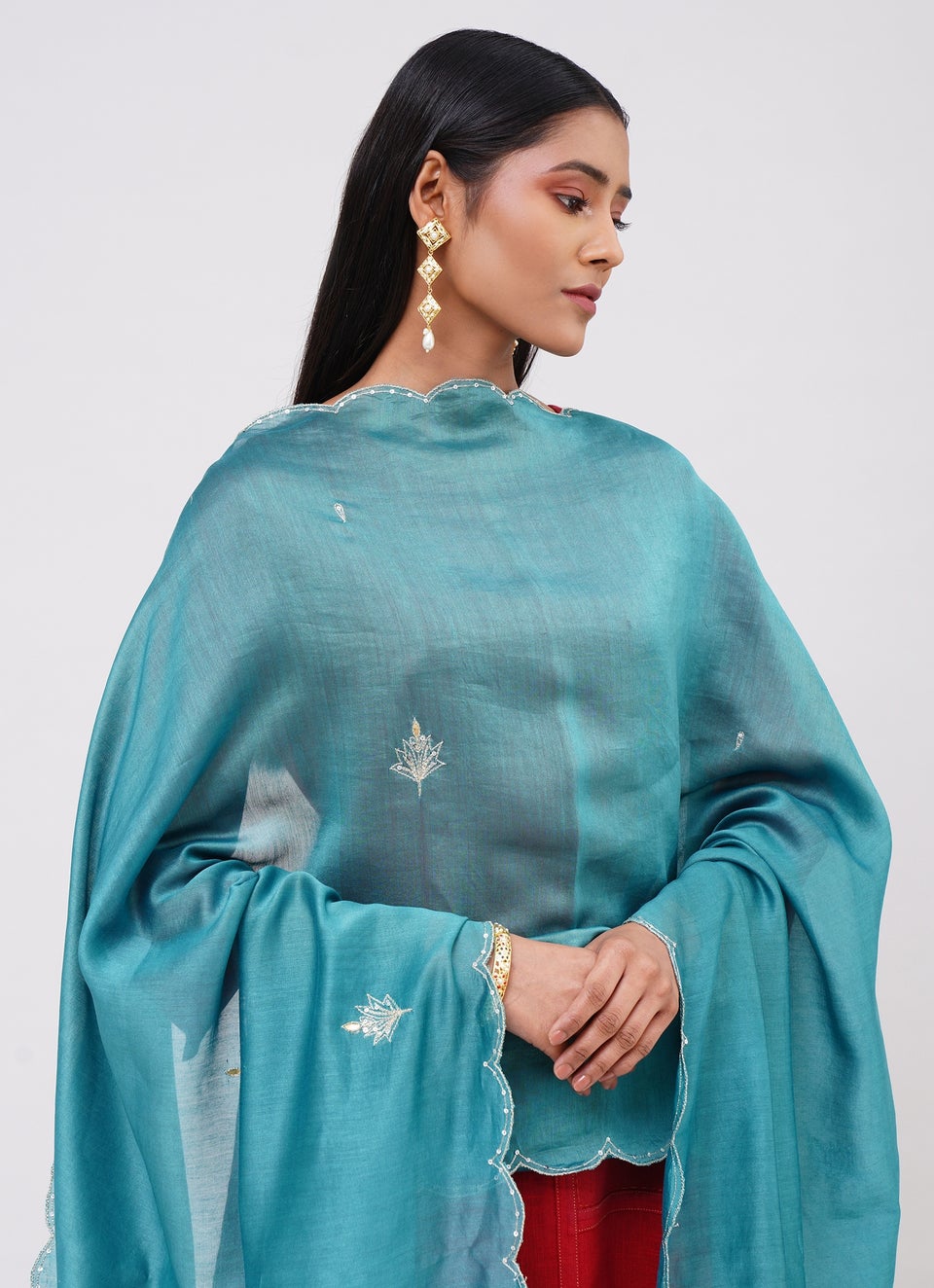 Women Blue Cotton /Silk Hand Embroidery Dupatta