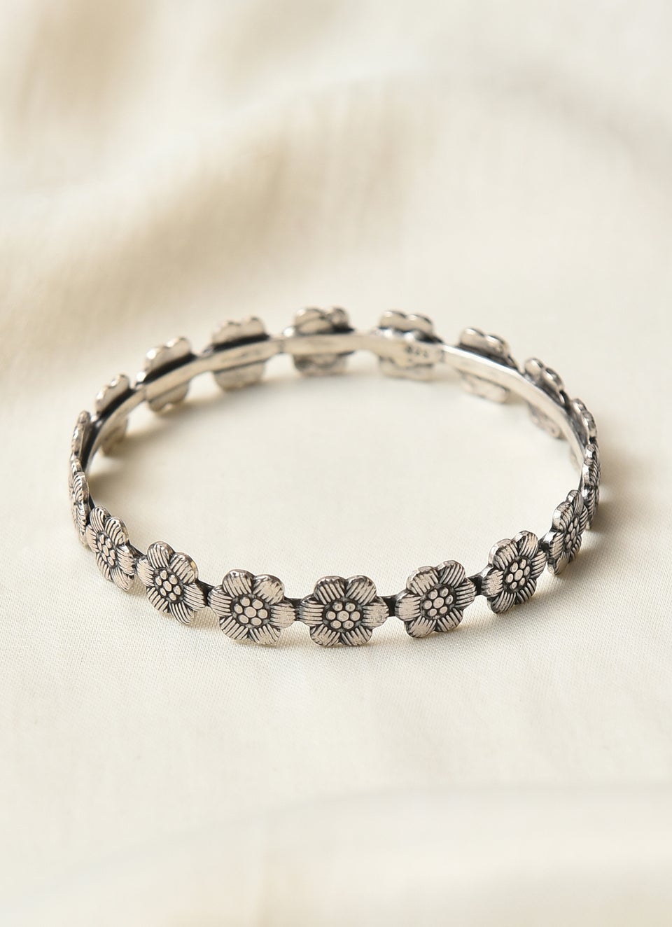 Women Silver Bangle - 2/4