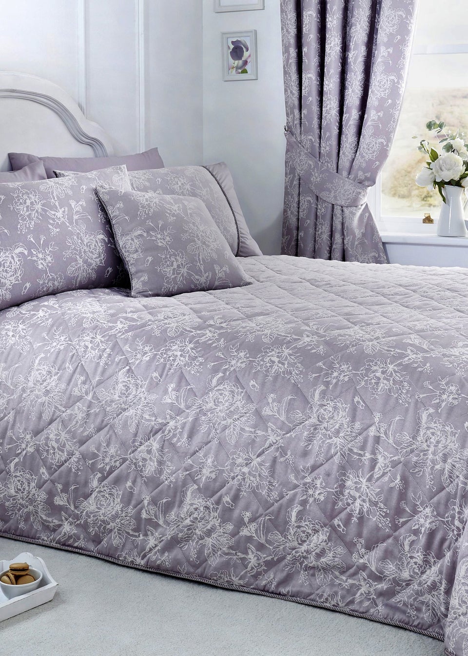 Dreams & Drapes Jasmine Purple Bedspread