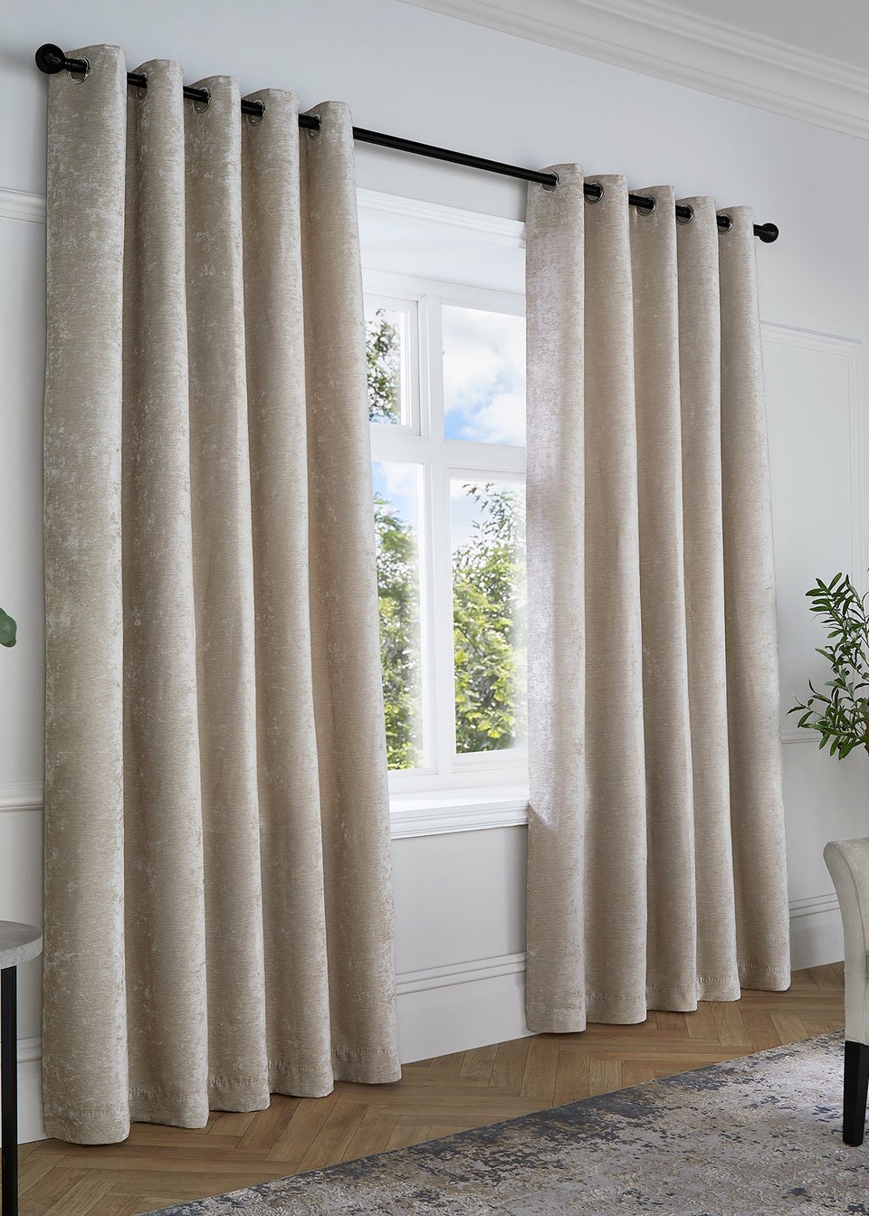 Curtina Textured Chenille Eyelet Curtains