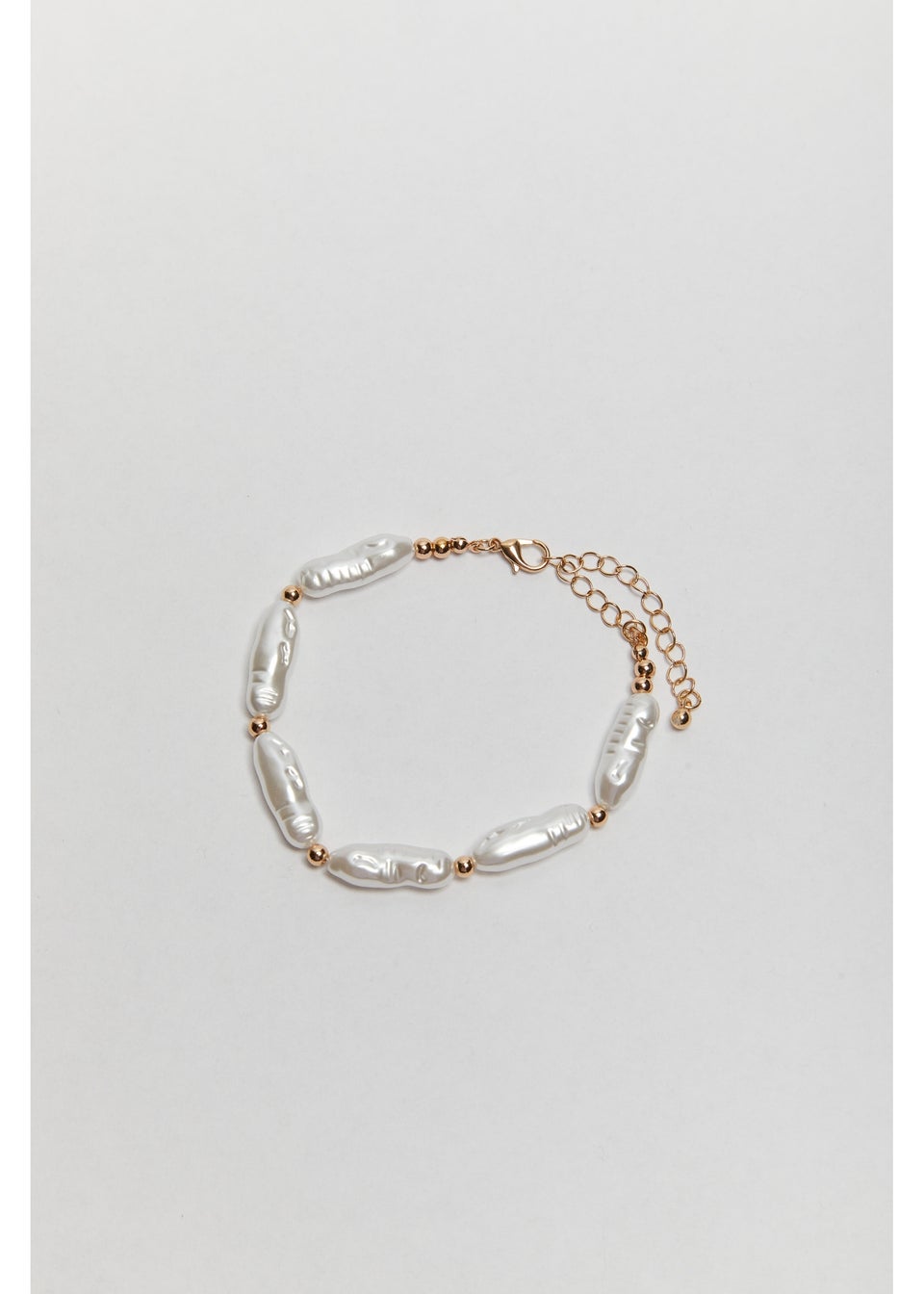Madein Gold And Ivory Pearl Bracelet