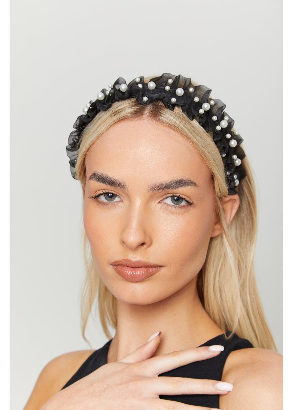 Madein Black Organza Pearl Embellished Headband