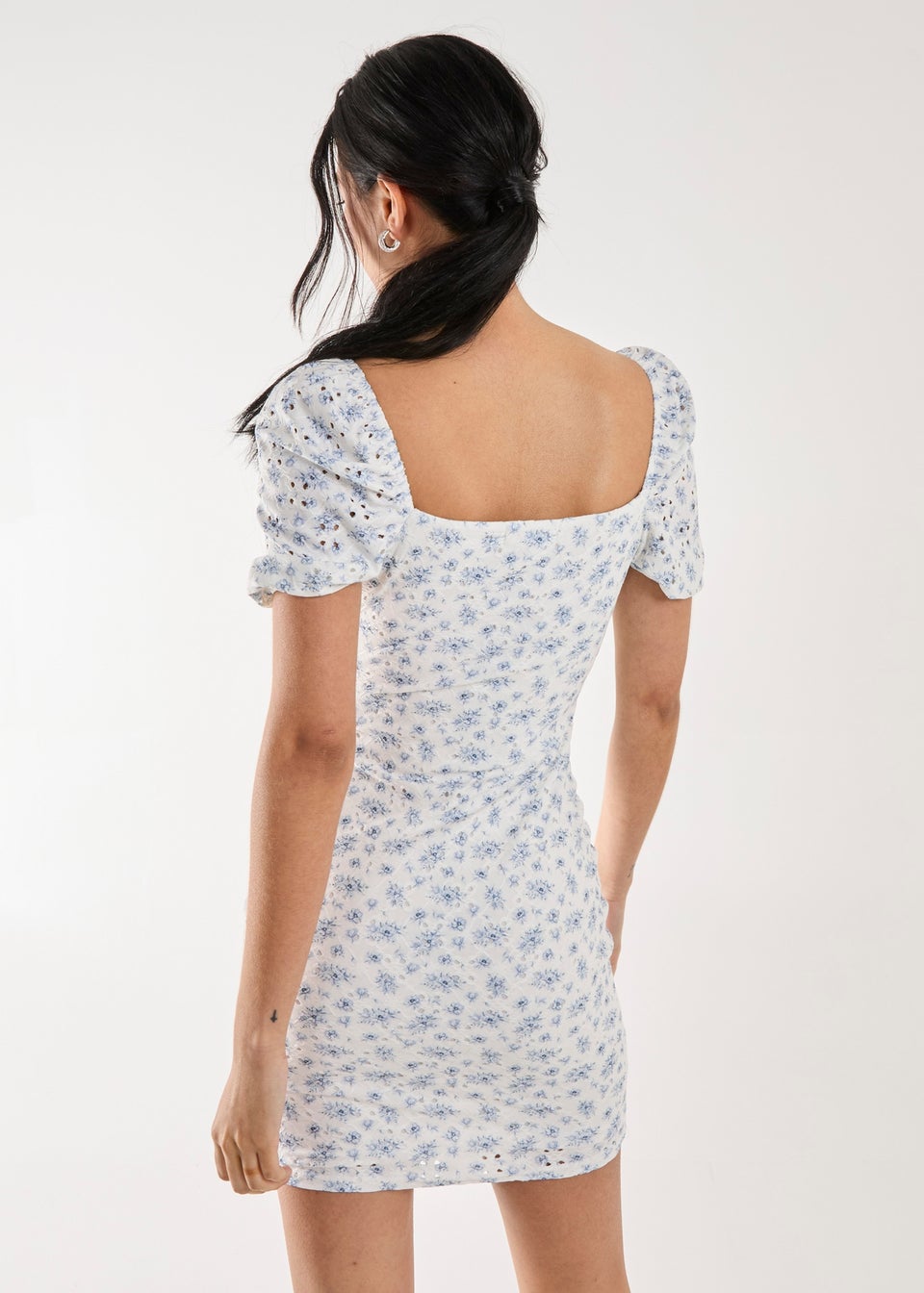 Pink Vanilla White Floral Broderie Puff Sleeve Dress