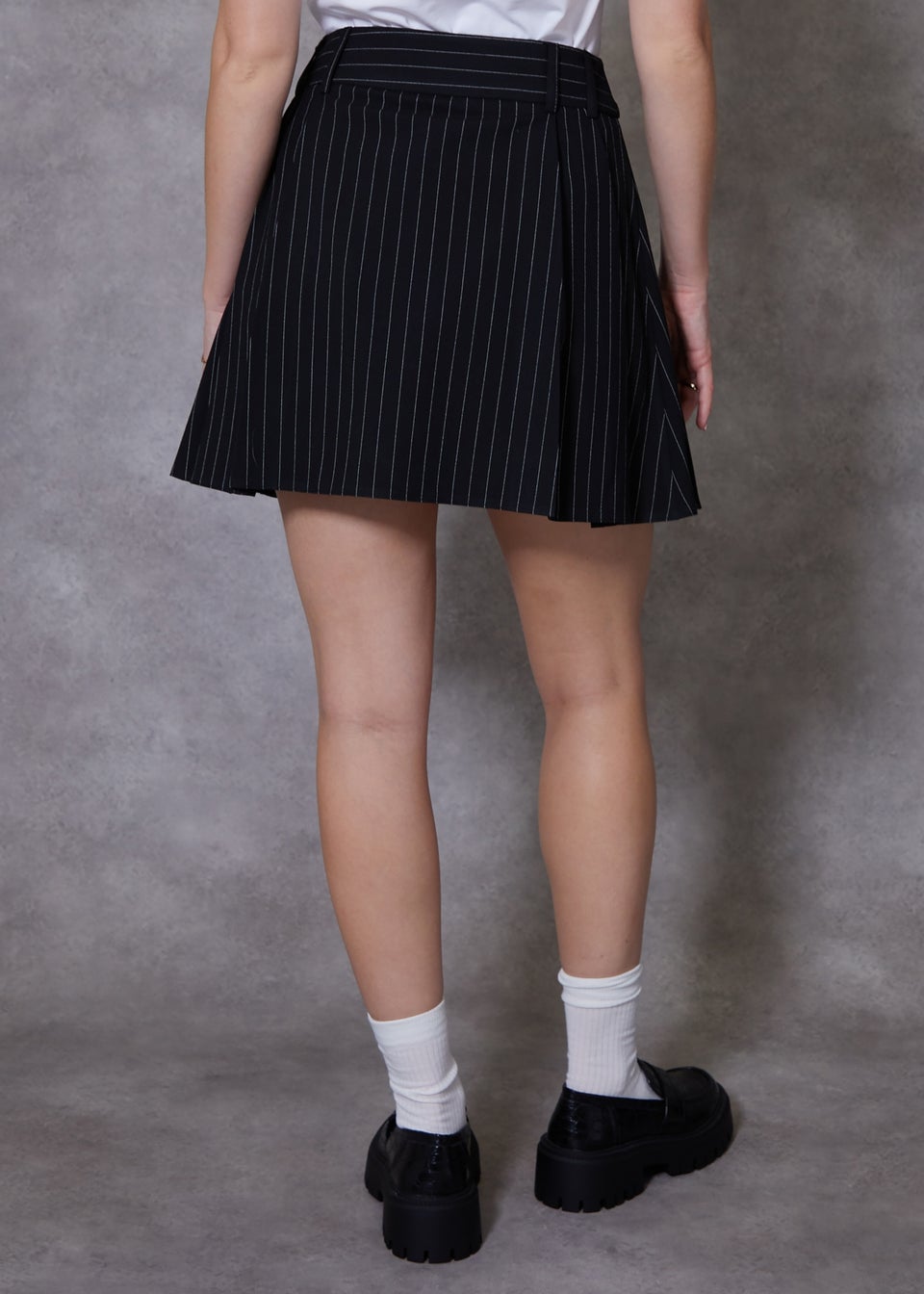 Threadbare Black Pleated A-Line Mini Skirt