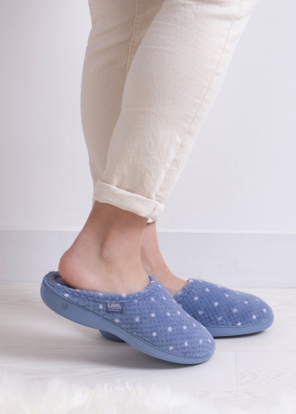 Totes Isotoner Blue Popcorn Terry Mule Slippers