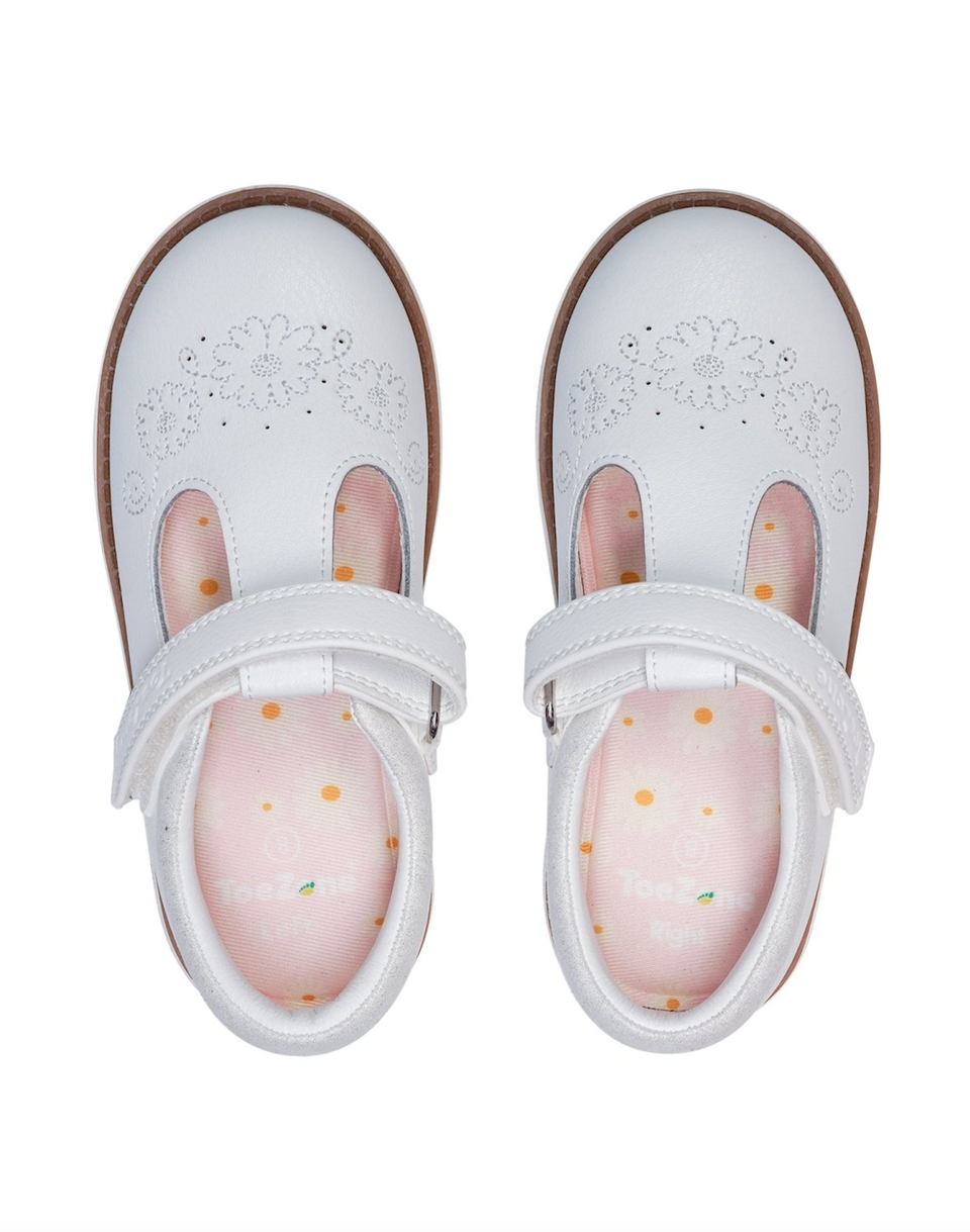 ToeZone White Ivy Summer Shoe (Younger 6- Older 12)