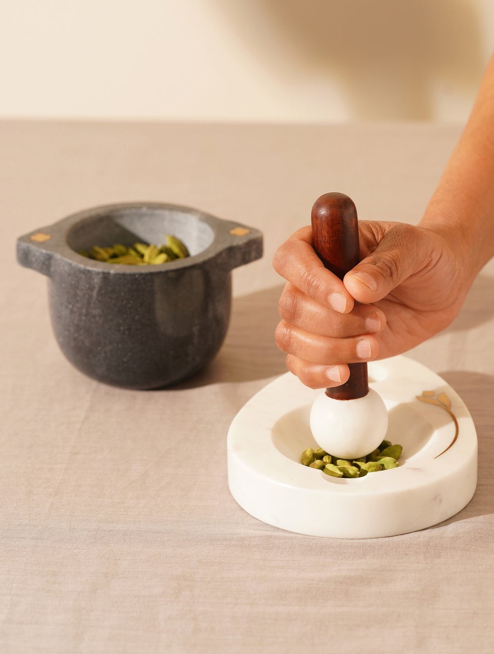 White Marble Mortar Pestle With Brass Inlay