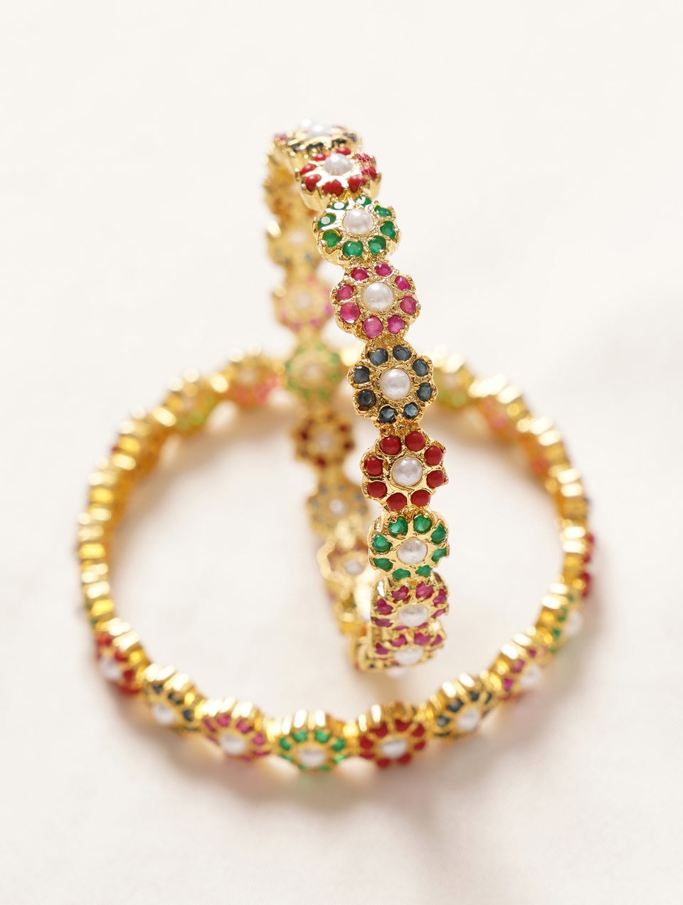 Women Gold Tone Jadau Bangle (Pair)