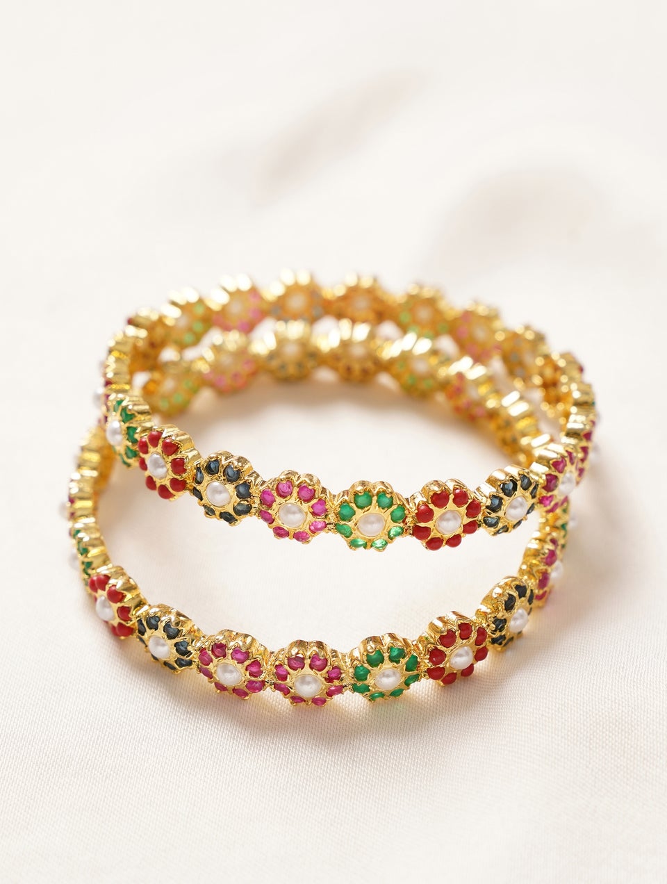 Women Gold Tone Jadau Bangle (Pair)