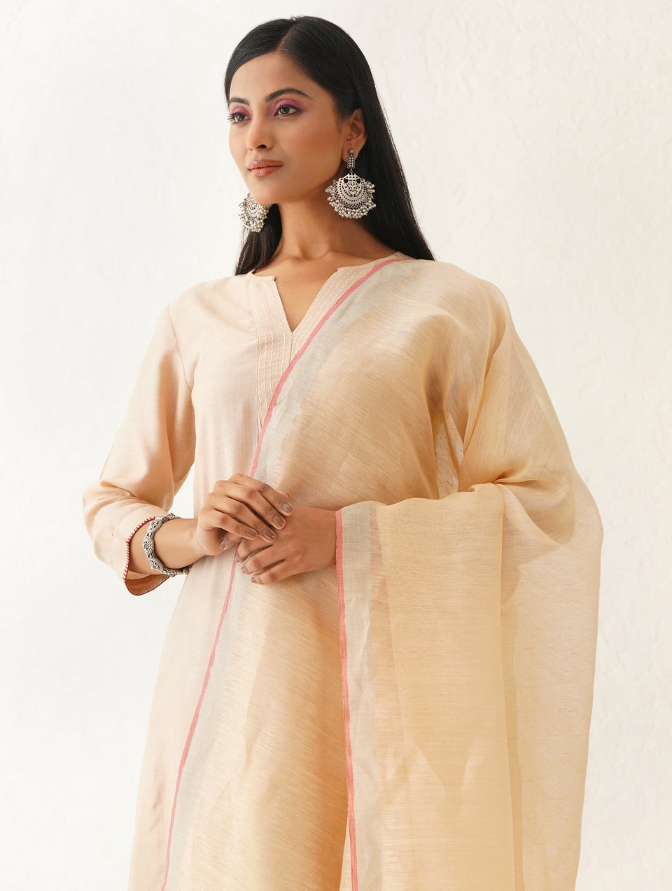 Women Peach Linen Hand Woven Dupatta