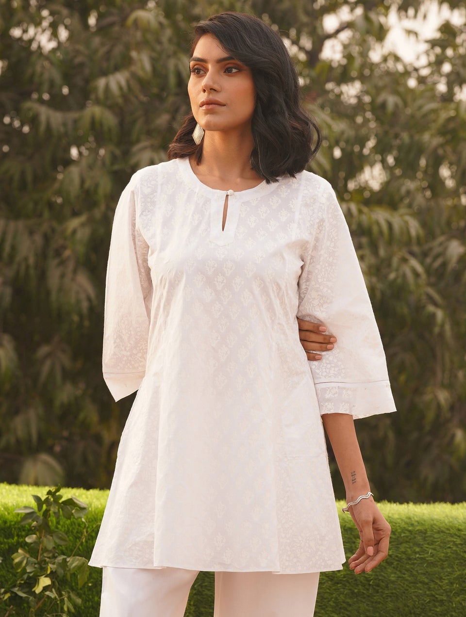 Women White Cotton Round Neck Regular Fit Tunic