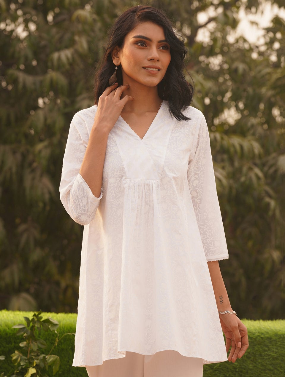 Jaypore kurtas and tunics store
