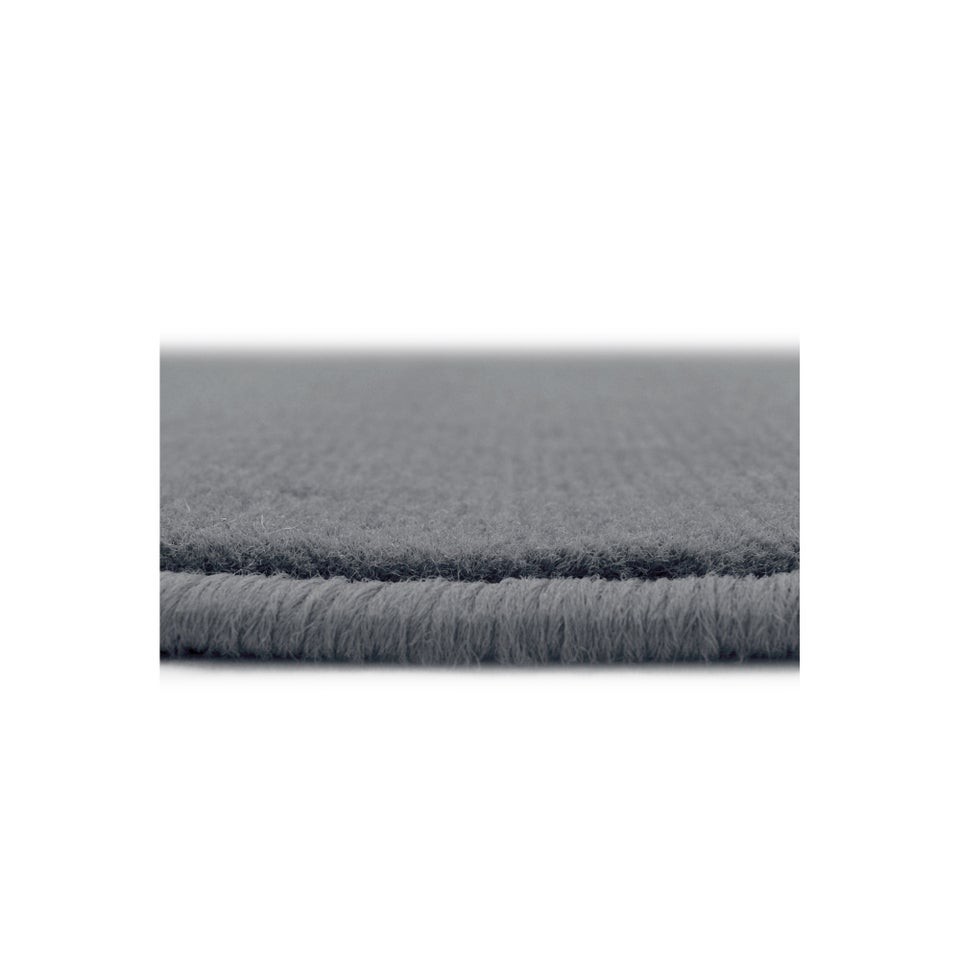 Homemaker Maestro Plain Silver Rug