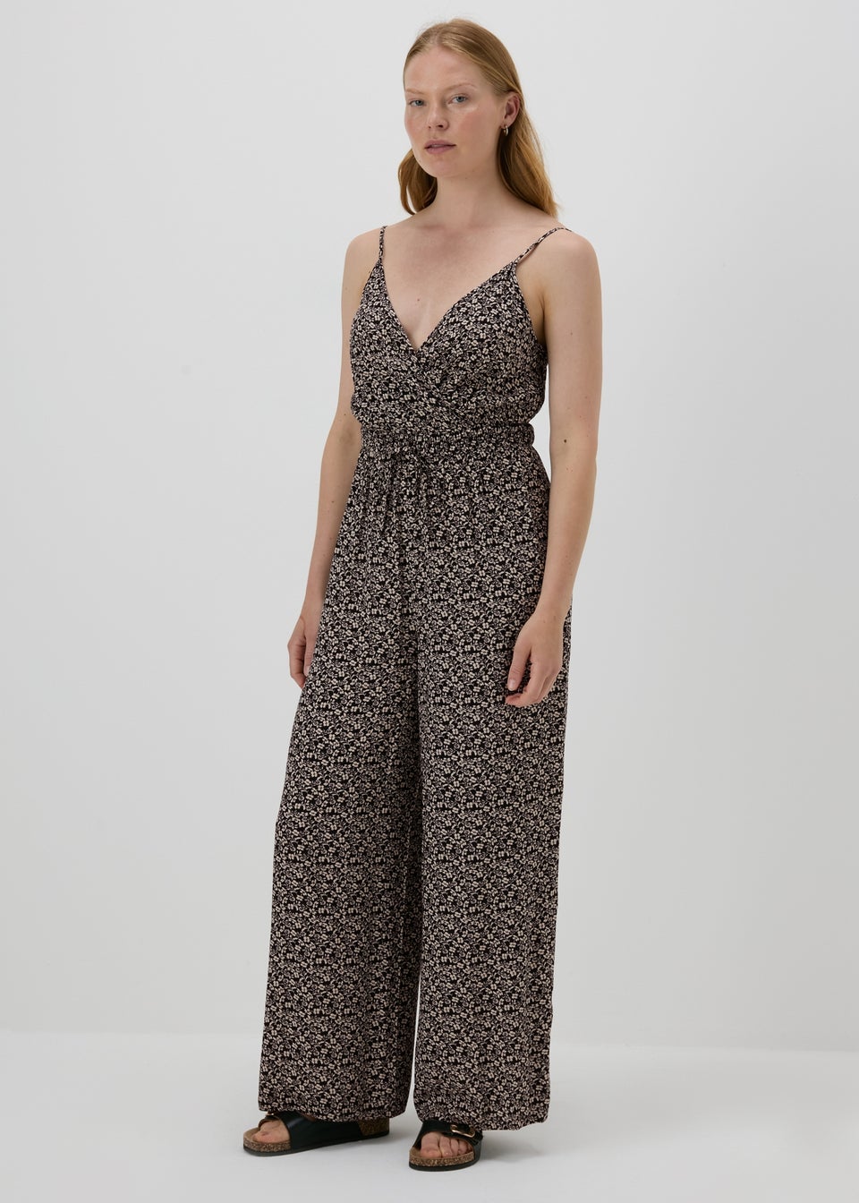 Monochromatic jumpsuit store
