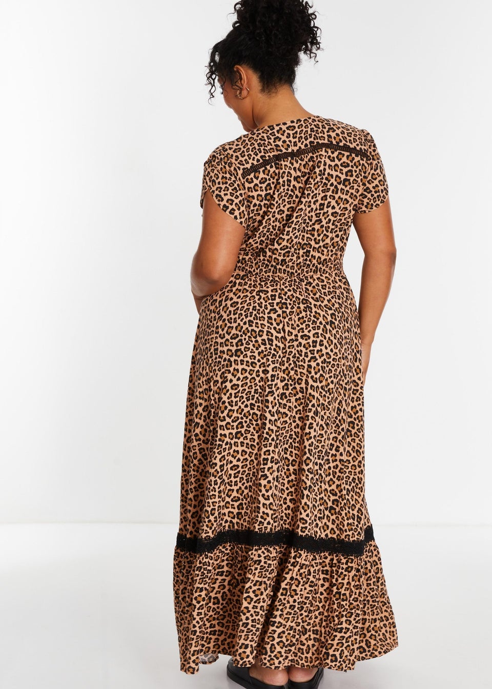 Quiz Brown Curve Leopard Print Crochet Trim Maxi Dress