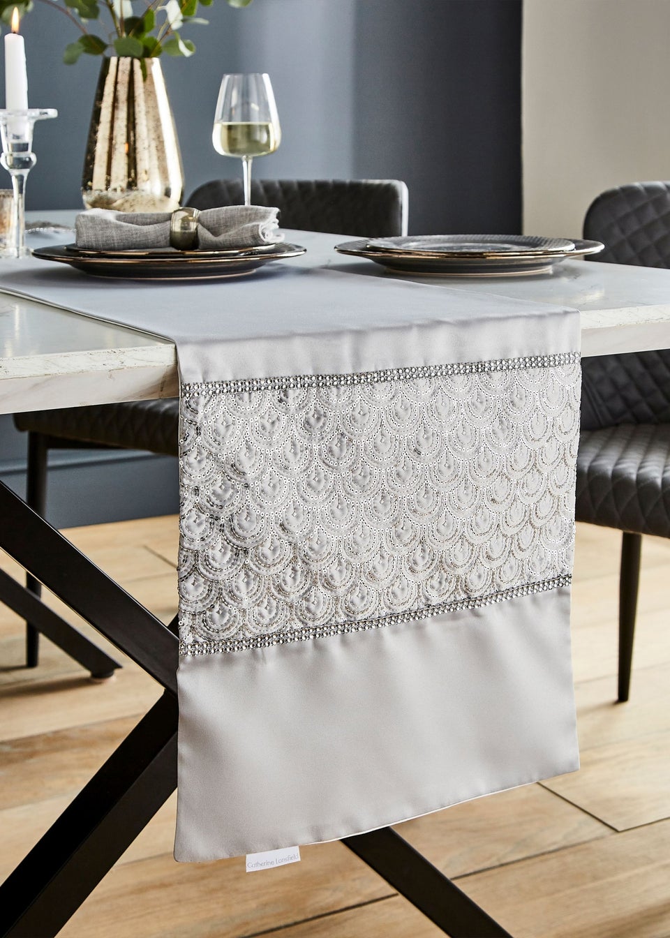 Catherine Lansfield Silver Deco Sequin Dining Table Runner (32x180 cm)