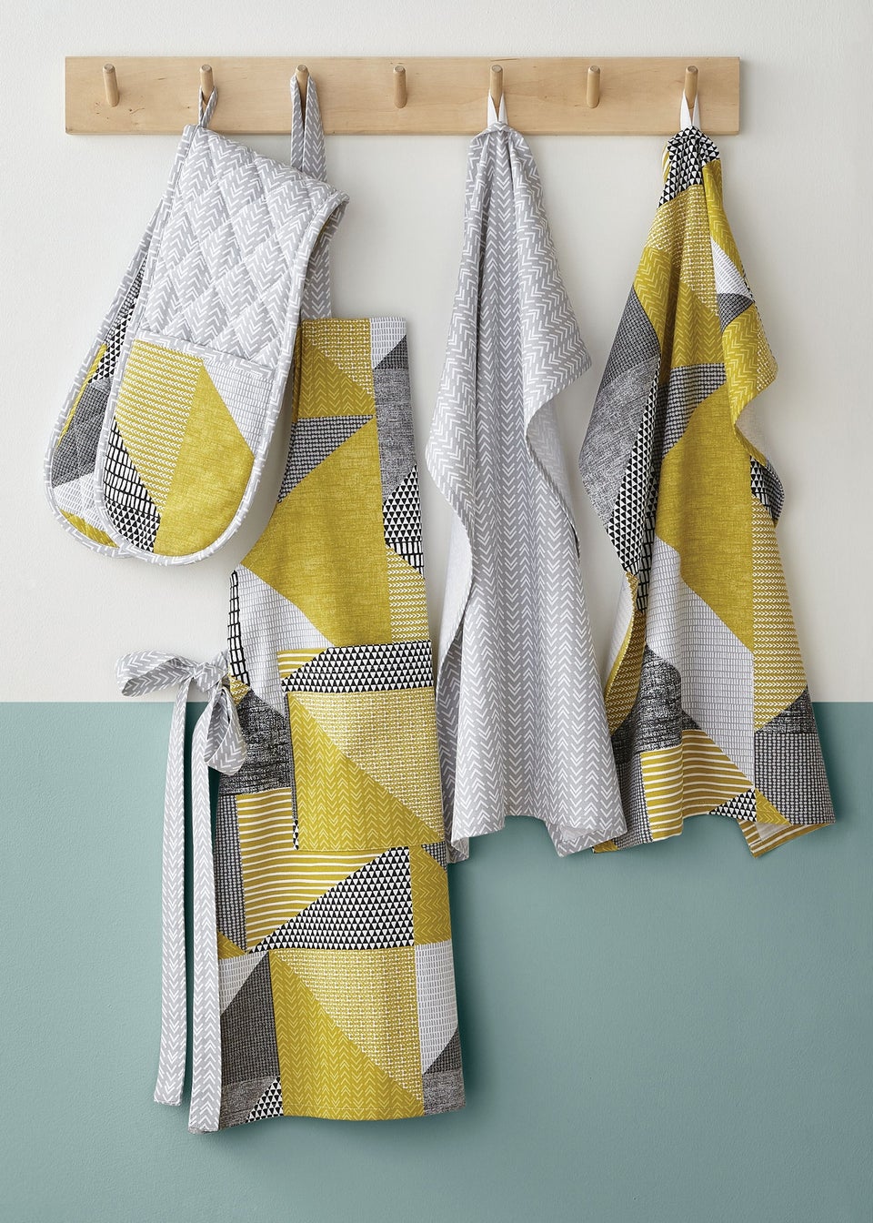 Catherine Lansfield Ochre Larsson Geo Cotton Kitchen Towel Pack of 4 (50x75 cm)