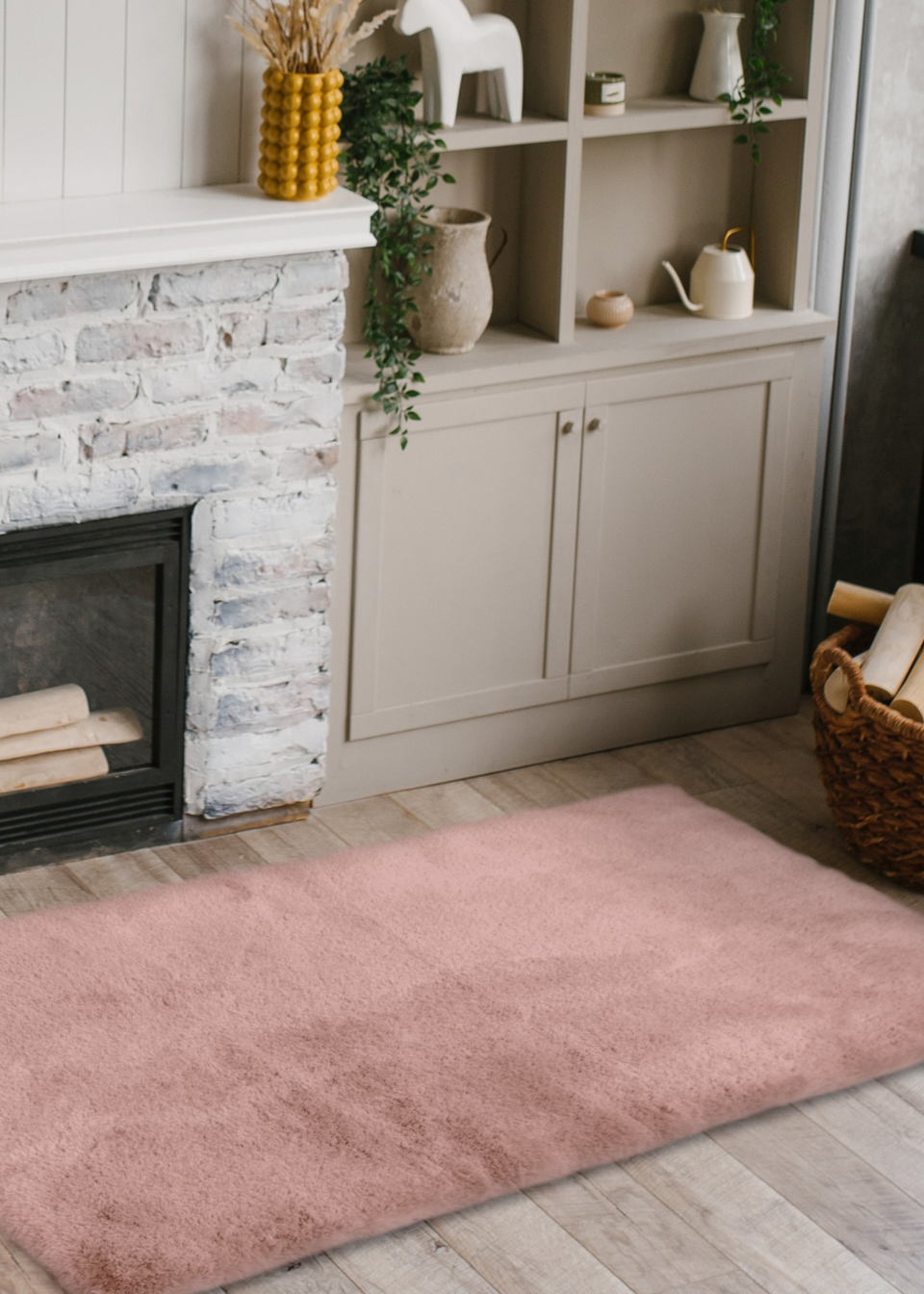 Homemaker Blush Luxury Fur Oblong Rug