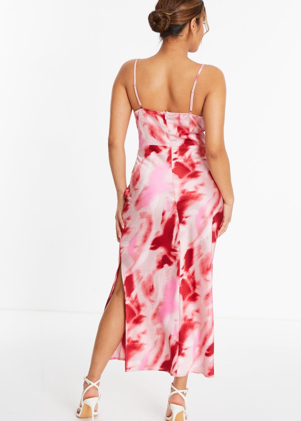 Quiz Pink Petite Satin Marble Midi Dress