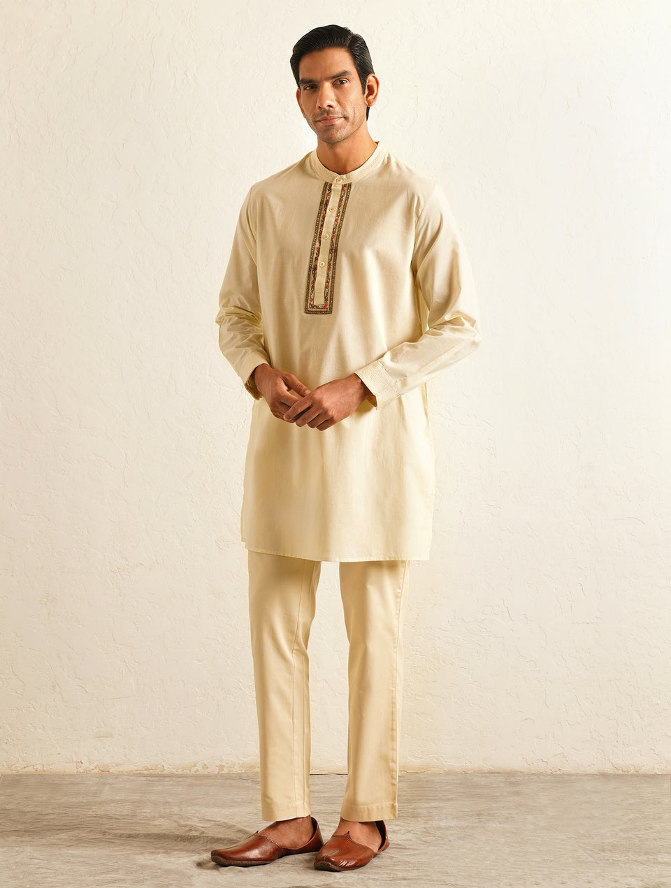 Men Beige Brown Cotton Solid Regular Straight Fit Pant