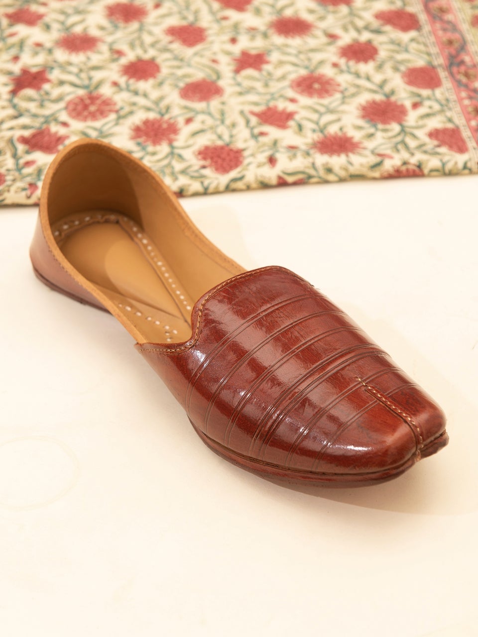 Men Brown Embroidered Mojris & Juttis - 7