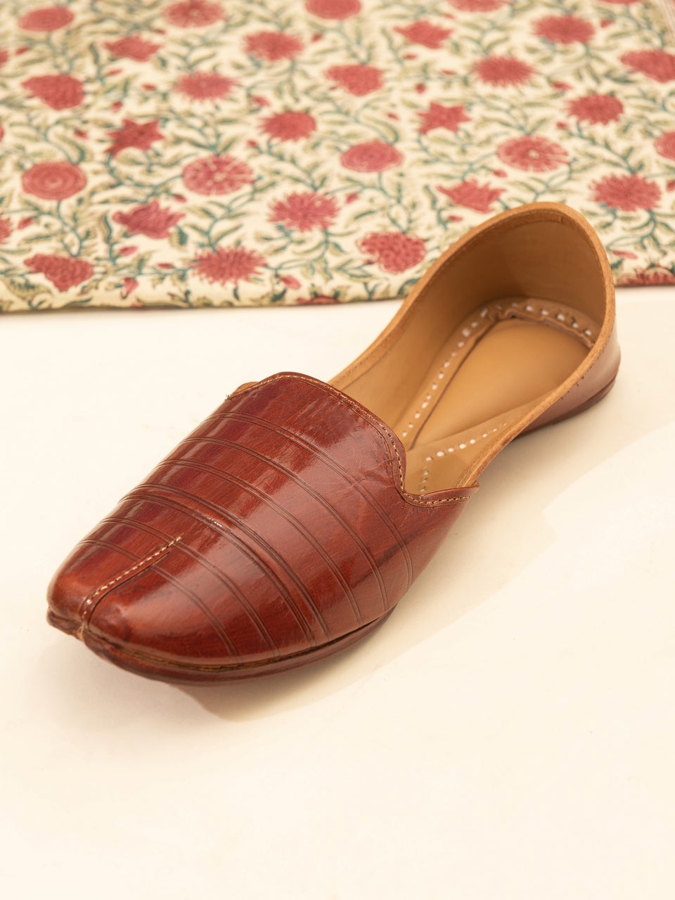 Men Brown Embroidered Mojris & Juttis - 7