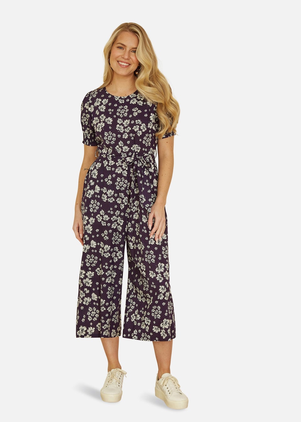 Mela Navy Floral Jumpsuit With Ruched Sleeves