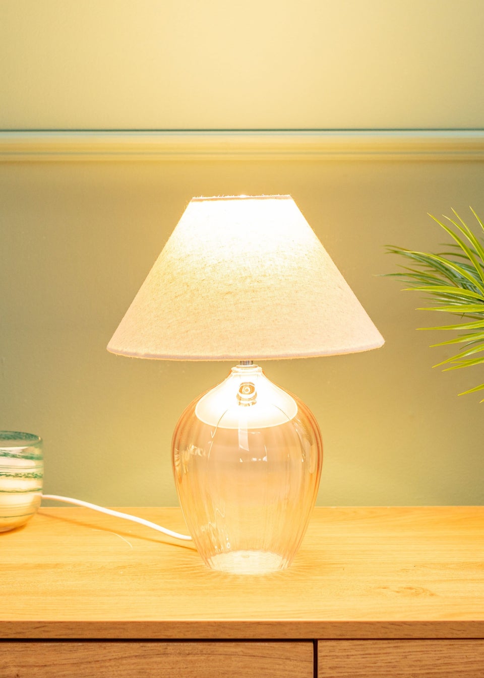 ValueLights Olivet Pink Glass Table Lamp (34cm x 25cm x 25cm)